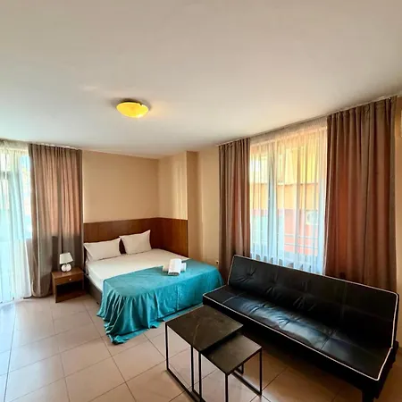 Affittacamere Center House 3*